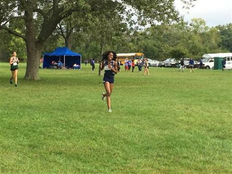 Gabby Are competes at the Illiana Christian Invite